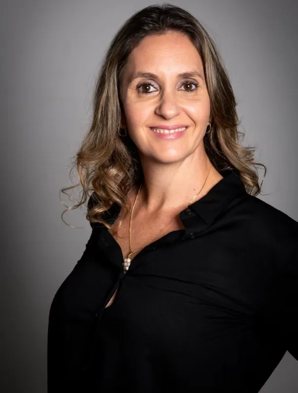 Helô Ferraz